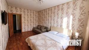 1-к квартира, посуточно, 38м2, 3/7 этаж