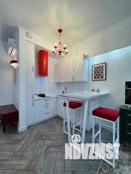 Студия квартира, посуточно, 38м2, 6/6 этаж