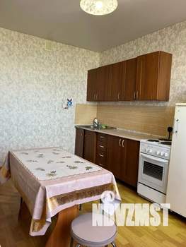 1-к квартира, посуточно, 50м2, 9/17 этаж