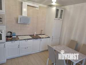 2-к квартира, посуточно, 57м2, 7/17 этаж