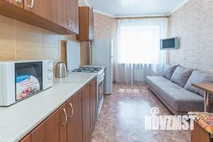 2-к квартира, посуточно, 65м2, 8/10 этаж