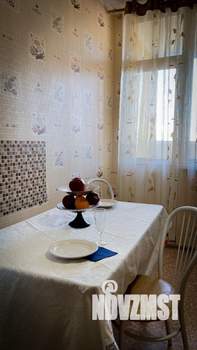 1-к квартира, посуточно, 43м2, 1/1 этаж