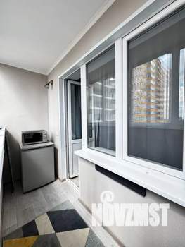 Студия квартира, посуточно, 31м2, 14/24 этаж