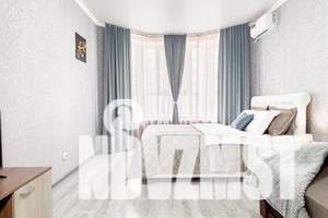 1-к квартира, посуточно, 45м2, 6/18 этаж