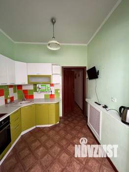 1-к квартира, посуточно, 40м2, 4/9 этаж