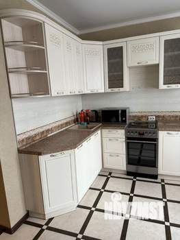 2-к квартира, на длительный срок, 70м2, 3/17 этаж