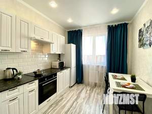 1-к квартира, посуточно, 40м2, 16/17 этаж