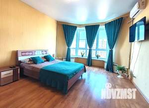 1-к квартира, посуточно, 42м2, 9/10 этаж