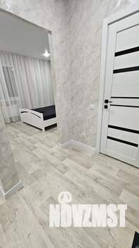 1-к квартира, посуточно, 38м2, 10/18 этаж