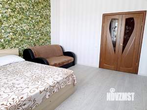 1-к квартира, посуточно, 42м2, 1/1 этаж