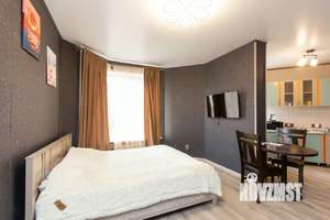 1-к квартира, на длительный срок, 37м2, 2/18 этаж