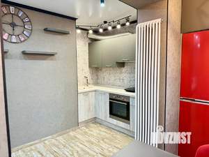 Студия квартира, посуточно, 36м2, 1/17 этаж