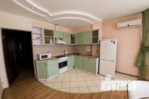 1-к квартира, посуточно, 76м2, 9/12 этаж