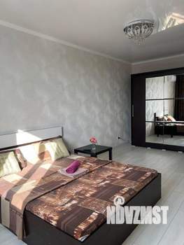 1-к квартира, посуточно, 38м2, 10/17 этаж