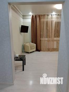 2-к квартира, посуточно, 46м2, 17/18 этаж
