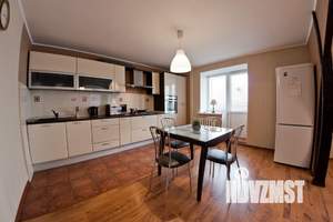 2-к квартира, посуточно, 91м2, 4/11 этаж