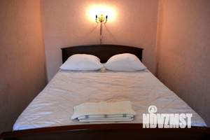 1-к квартира, посуточно, 43м2, 9/16 этаж