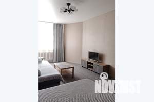 1-к квартира, посуточно, 40м2, 4/6 этаж