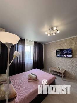 1-к квартира, посуточно, 40м2, 3/17 этаж