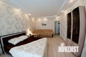 1-к квартира, посуточно, 53м2, 1/1 этаж