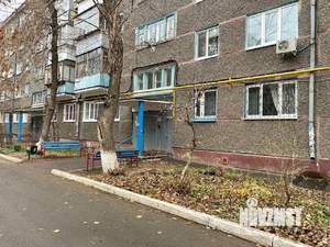 2-к квартира, вторичка, 37м2, 1/5 этаж