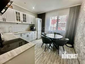 2-к квартира, вторичка, 61м2, 7/17 этаж