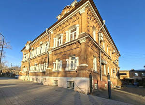 4-к квартира, вторичка, 137м2, 1/2 этаж