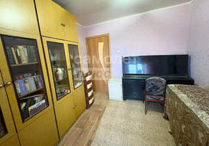 3-к квартира, вторичка, 56м2, 1/5 этаж