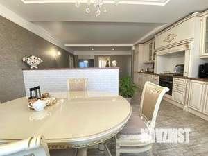 2-к квартира, вторичка, 91м2, 16/16 этаж