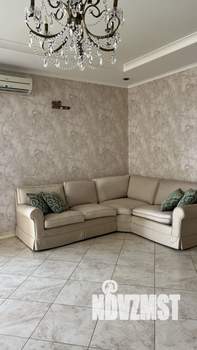 4-к квартира, вторичка, 180м2, 6/6 этаж