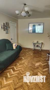 3-к квартира, вторичка, 62м2, 1/5 этаж