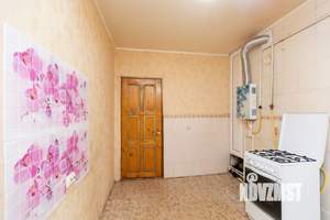 3-к квартира, вторичка, 70м2, 1/2 этаж