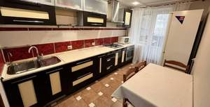 2-к квартира, вторичка, 64м2, 1/10 этаж