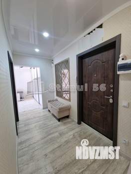 2-к квартира, вторичка, 52м2, 10/17 этаж