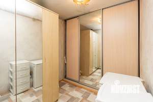 4-к квартира, вторичка, 62м2, 1/5 этаж