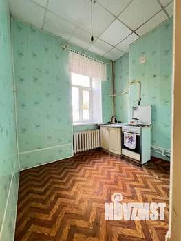 2-к квартира, вторичка, 58м2, 1/4 этаж