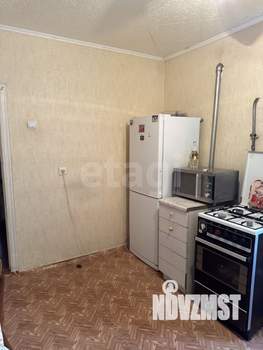 3-к квартира, вторичка, 58м2, 1/1 этаж