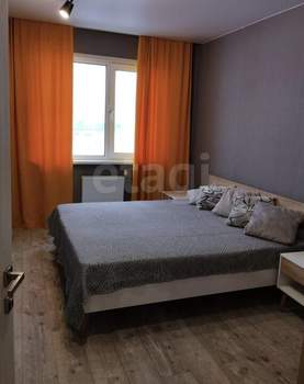 2-к квартира, вторичка, 60м2, 8/17 этаж