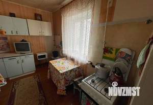 3-к квартира, вторичка, 60м2, 1/1 этаж