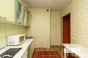 2-к квартира, вторичка, 62м2, 1/10 этаж