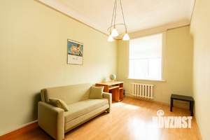 3-к квартира, вторичка, 102м2, 2/4 этаж