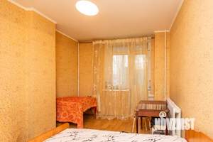 2-к квартира, вторичка, 62м2, 1/10 этаж