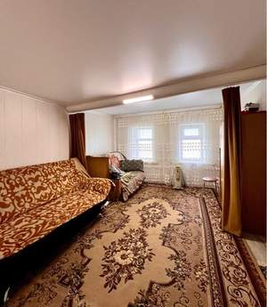 2-к квартира, вторичка, 33м2, 1/1 этаж