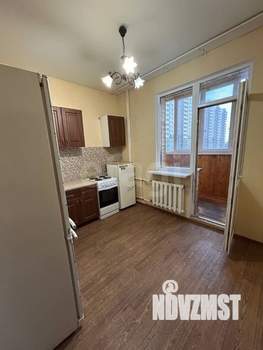 2-к квартира, вторичка, 63м2, 3/18 этаж