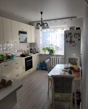3-к квартира, вторичка, 63м2, 5/10 этаж