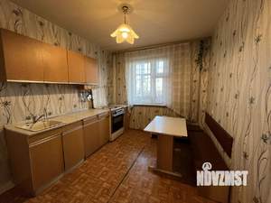 4-к квартира, вторичка, 70м2, 8/10 этаж