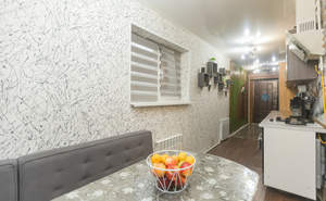 4-к квартира, вторичка, 74м2, 1/1 этаж