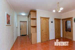 3-к квартира, вторичка, 102м2, 3/17 этаж