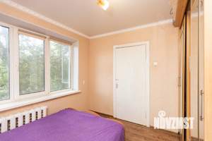 4-к квартира, вторичка, 61м2, 3/5 этаж