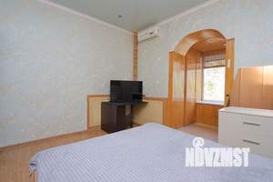 3-к квартира, вторичка, 70м2, 2/2 этаж